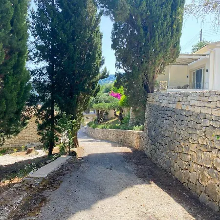 Paleopetres K-nine - Premium - - * Kalami (Corfu)
